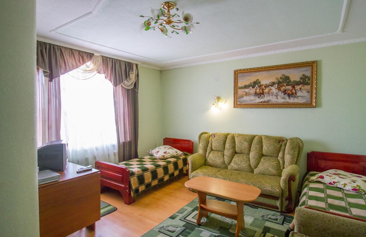 Отель Orysya Kopychyntsi Экстерьер фото